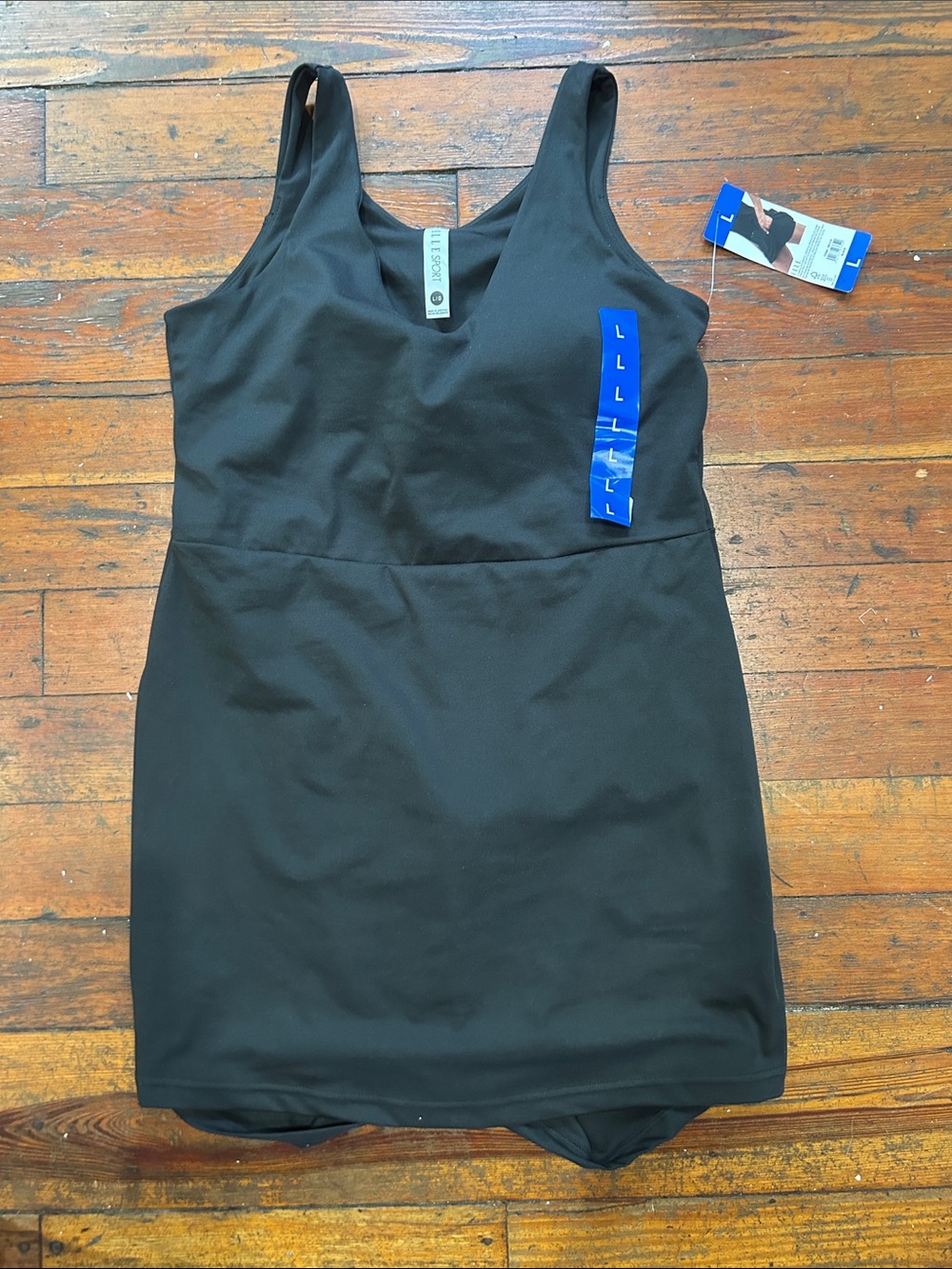 Classic Black Sleeveless A-Line Dress - Picture 5 of 10
